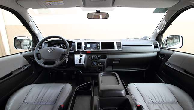 Toyota hiace hot sale grandia 2018