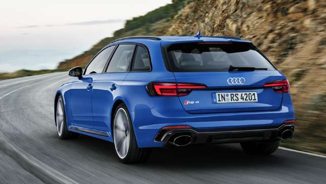 The fourth-gen Audi RS4 has been revealed at Frankfurt