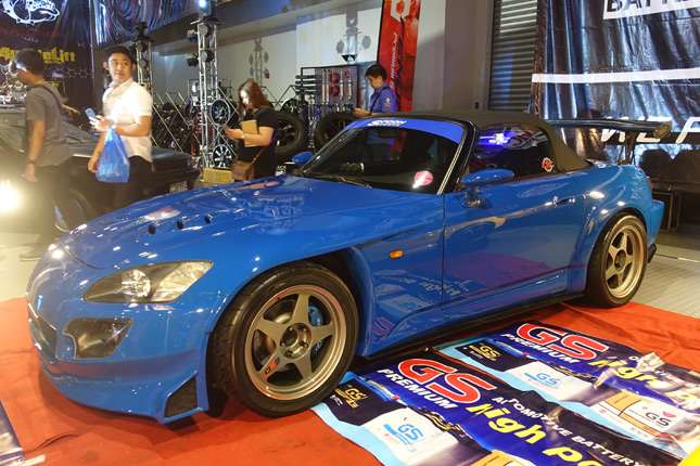 37 images: The cars of the 2017 Manila Auto Salon