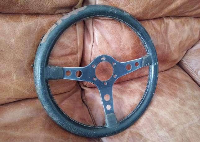 vintage steering wheel logo