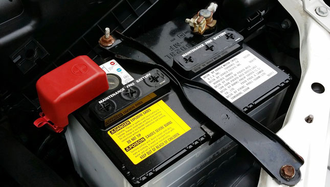 How to safely change your car's battery