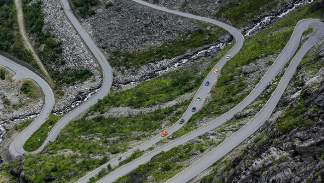 19 Images: 6 Lamborghinis on one of the worldâ€™s best roads