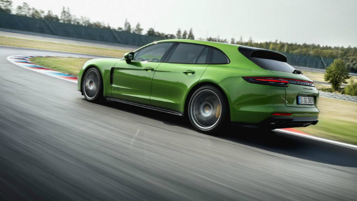 Porsche panamera gts 2018