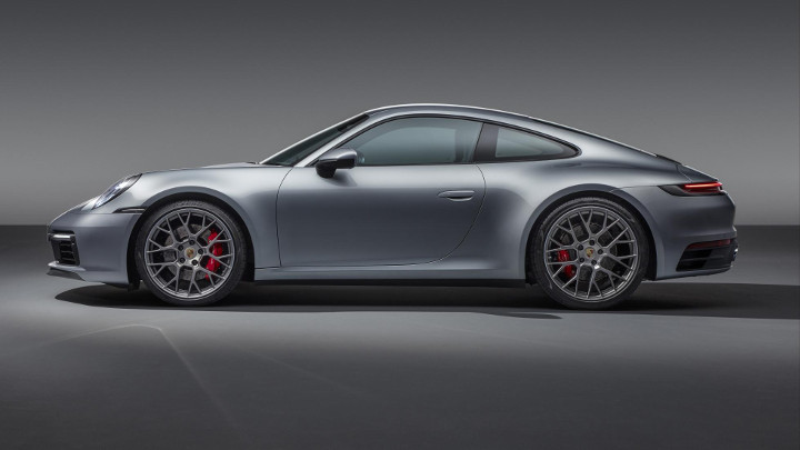 This is the all-new Porsche 911, aka the ‘992’ series