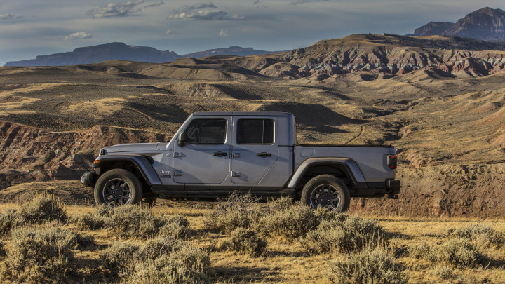 The 2019 Jeep Gladiator is an absolute beast of a truck