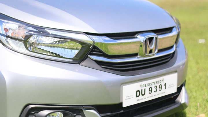 2019 Honda  Mobilio specs features review