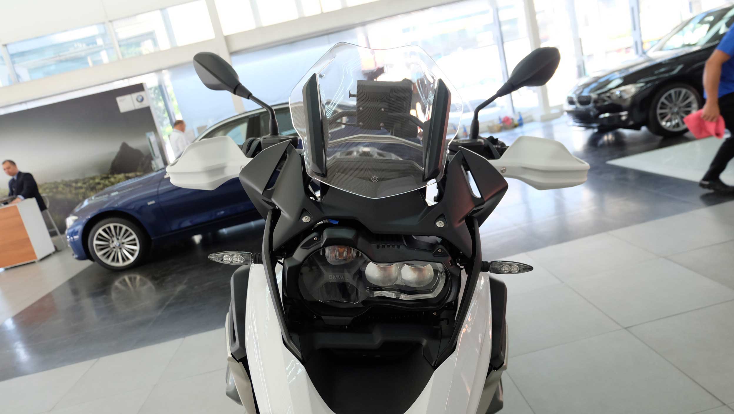 19 Bmw R 1250 Gs Hp Price Features Specs Category