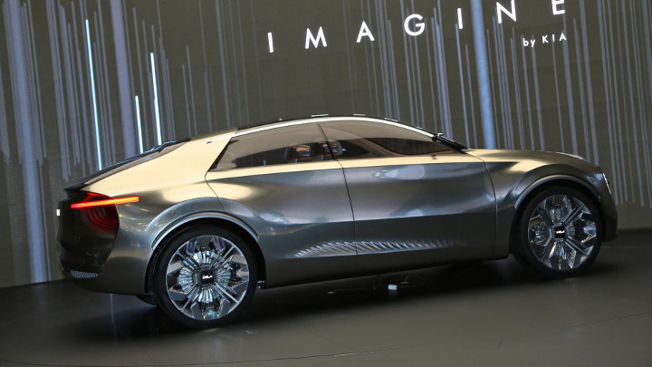 Kia Imagine Concept: Geneva Launch