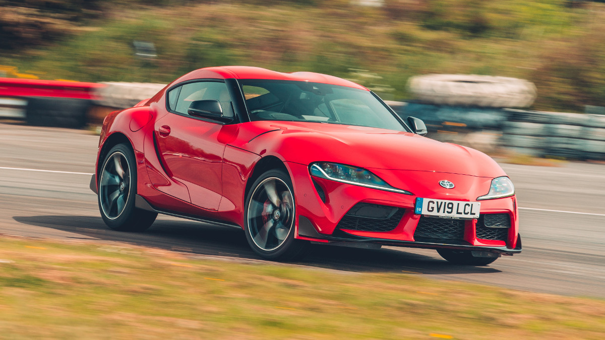 Toyota supra bmw z4