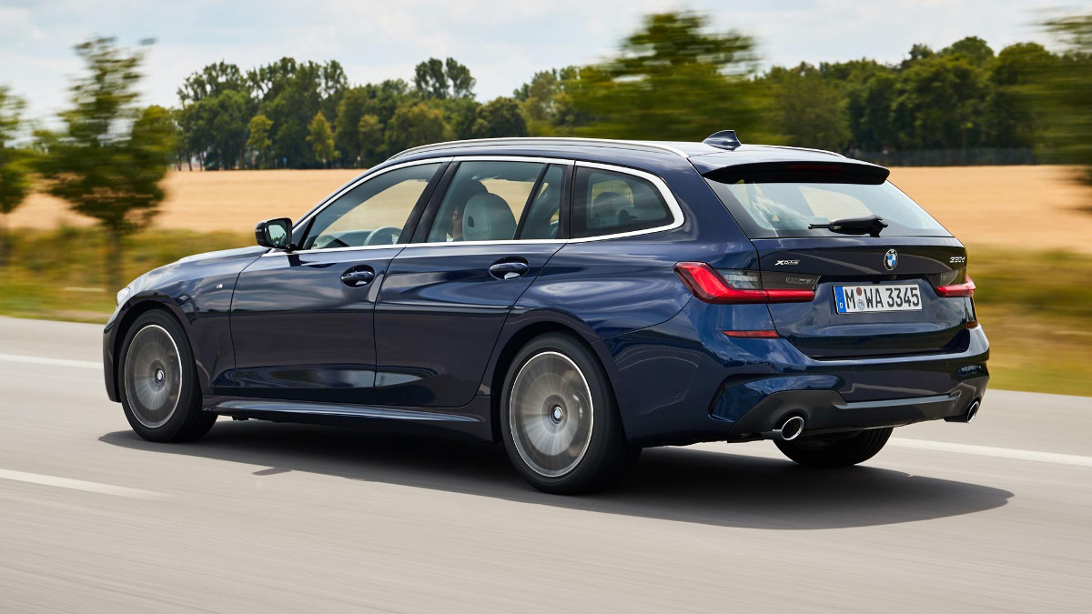 2019 BMW 3Series Touring Review, Price, Photos, Features