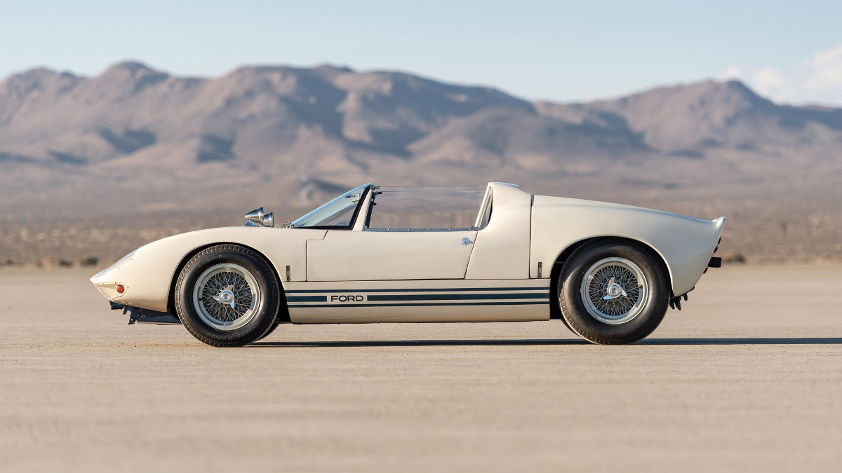 The First Ever Ford Gt40 Roadster Is Up For Sale 0327