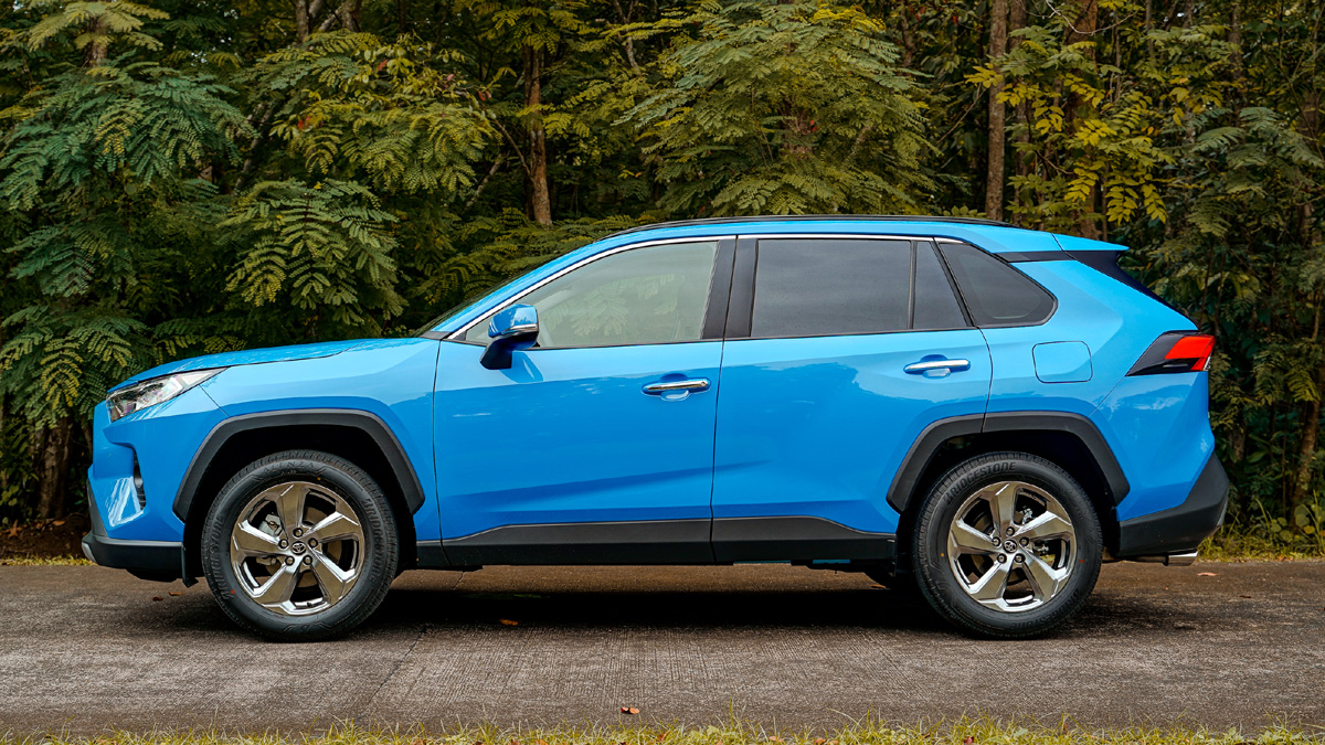 2019 Toyota RAV4: Specs, Prices, Features