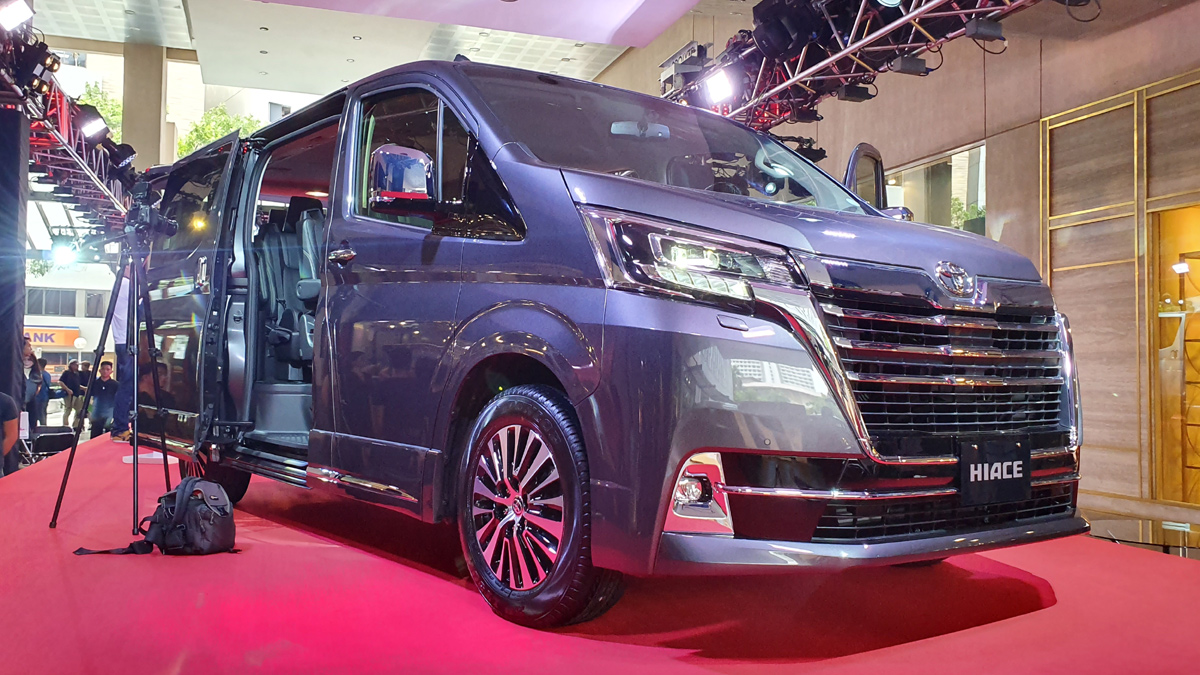 2020 Toyota Hiace Super Grandia: Specs, Prices, Features