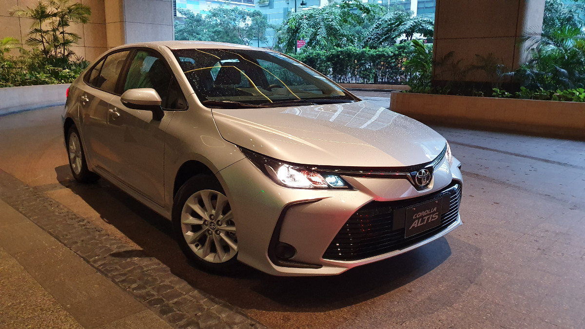 2020 Toyota Corolla 1 6 G Cvt Specs Prices Features