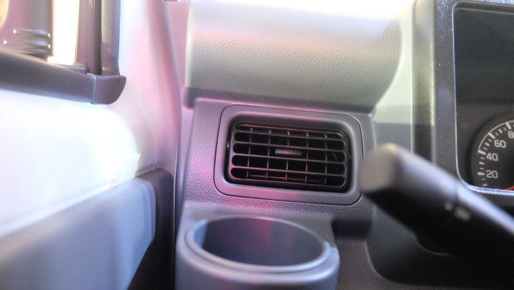 Suzuki Carry 2020 aircon front close up