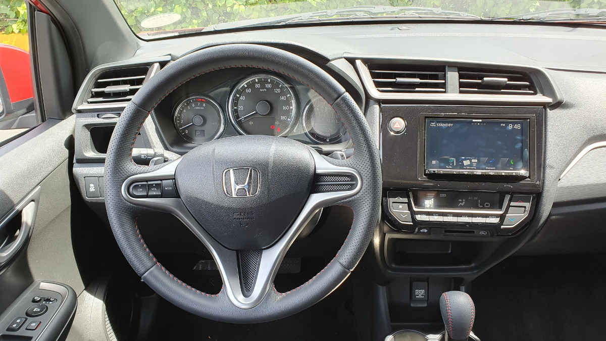 Honda BR-V steering wheel