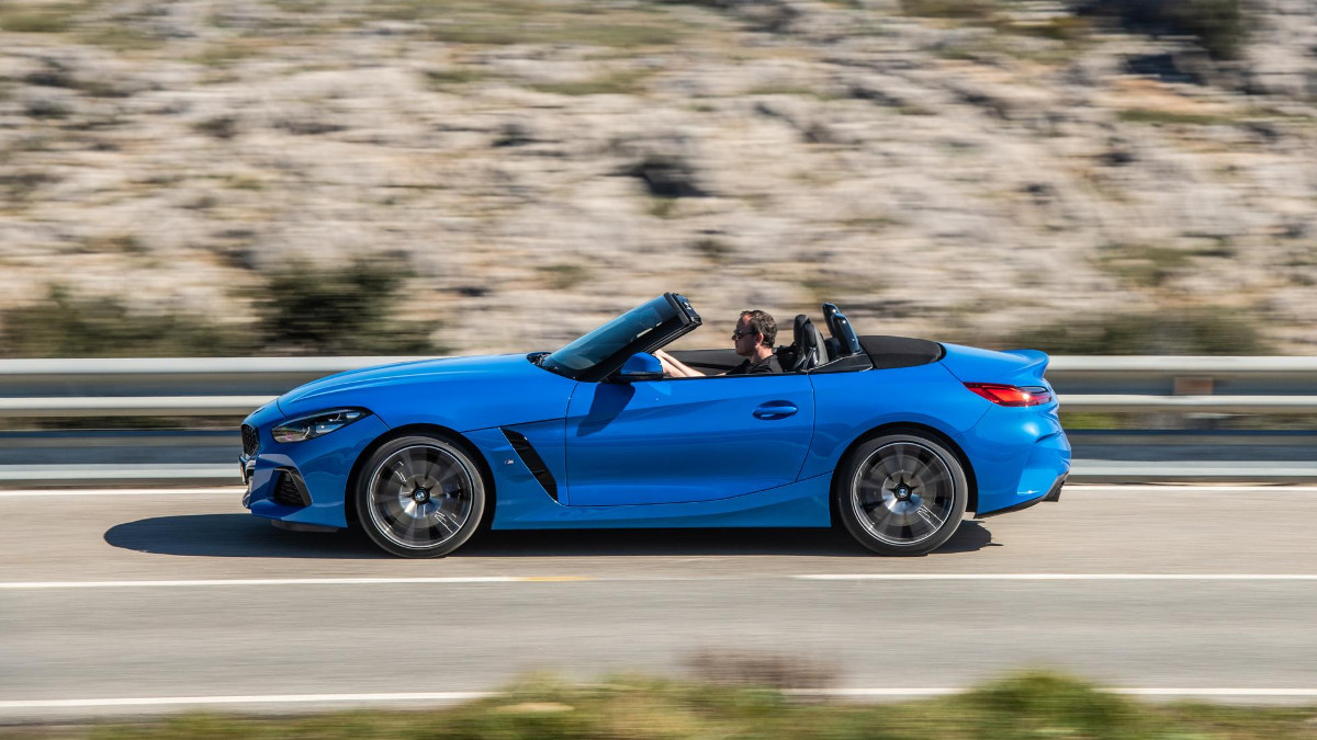 19 Bmw Z4 Sdrivei Review Price Photos Features Specs