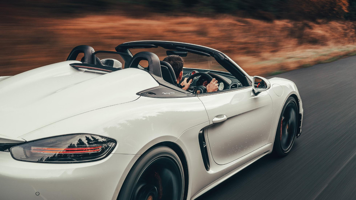 2019 Porsche 718 Spyder: Review, Price, Photos, Features, Specs