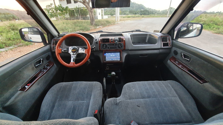 mitsubishi adventure steering wheel size