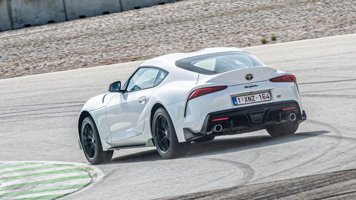 The 2.0-liter Toyota Supra is no less fun than the 3.0-liter