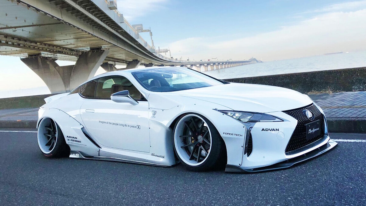 Lexus LFA stance