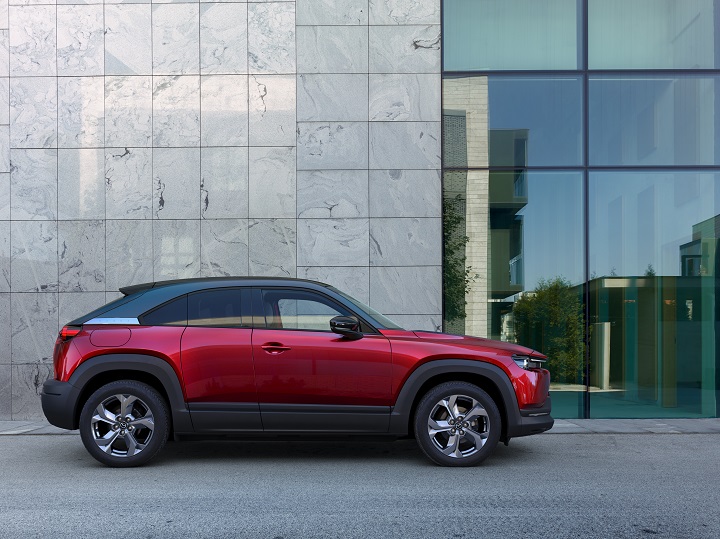 Mazda wins 2020 Red Dot Awards for CX-30 and MX-30