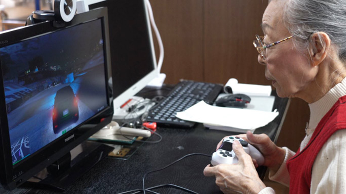Meet Hamako Mori Also Known As Gamer Grandma