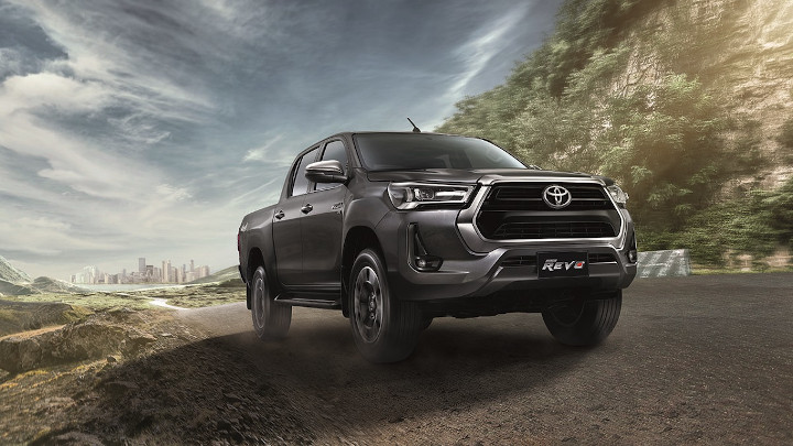 2020 Toyota Hilux: Facelift, Specs, Features, PH Launch