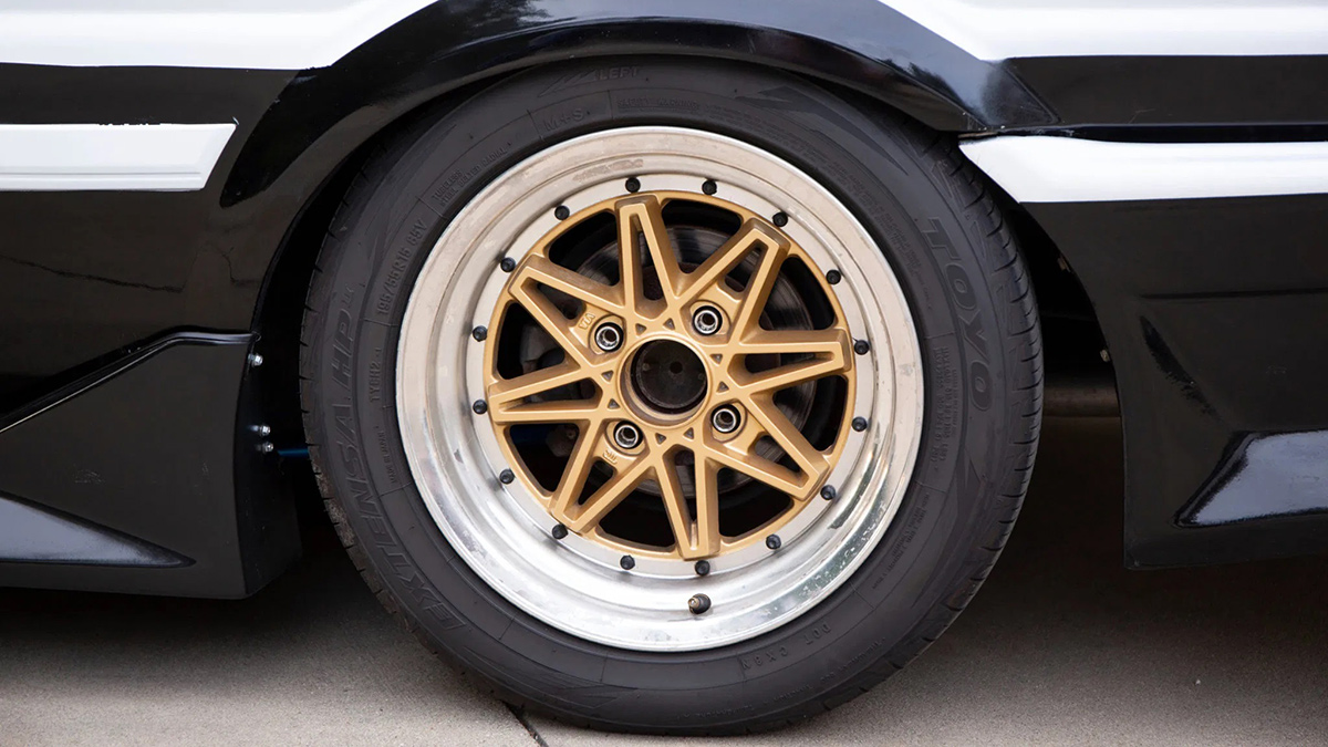 Wheels of the Toyota AE86