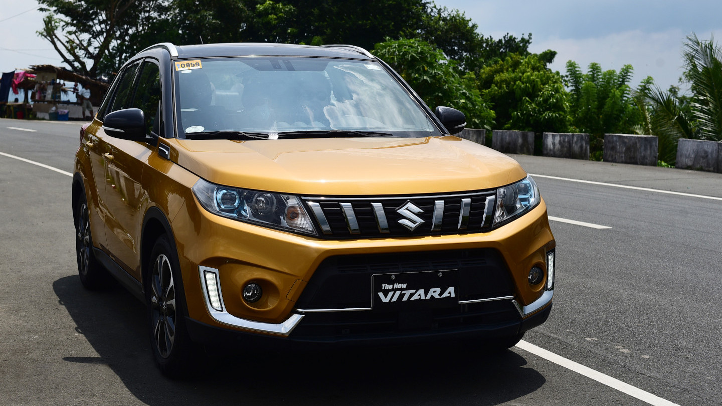 Suzuki Vitara 2020 on the road