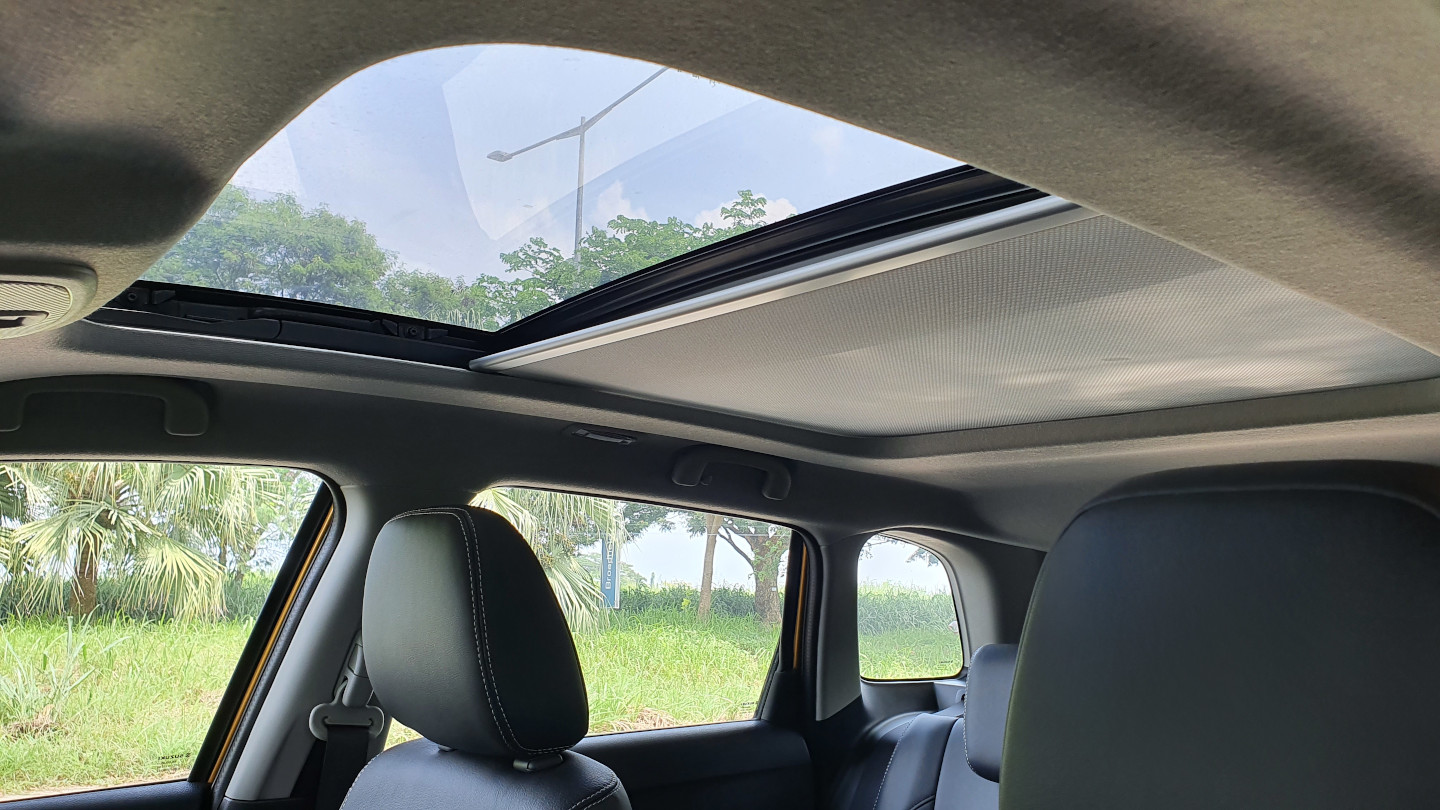 Suzuki Vitara 2020 sun roof