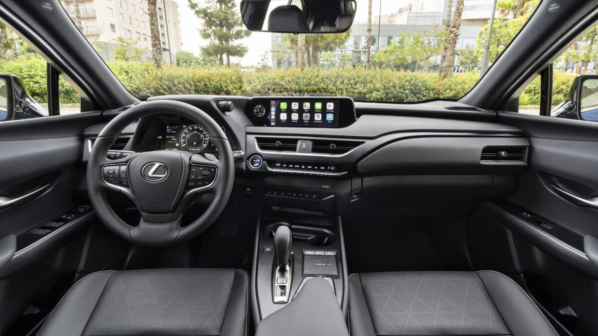 2020 Lexus UX300e: Review, Price, Photos, Features, Specs