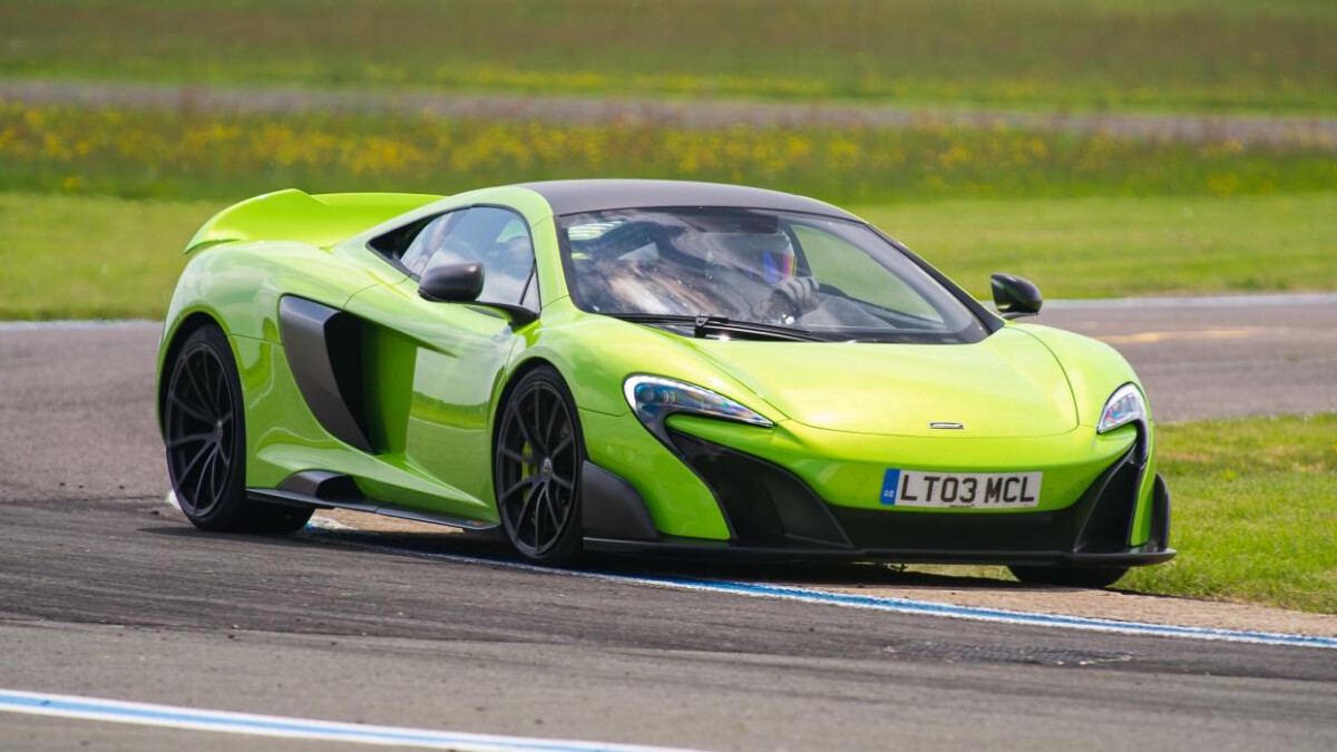 Top 20 fastest cars around the Top Gear track