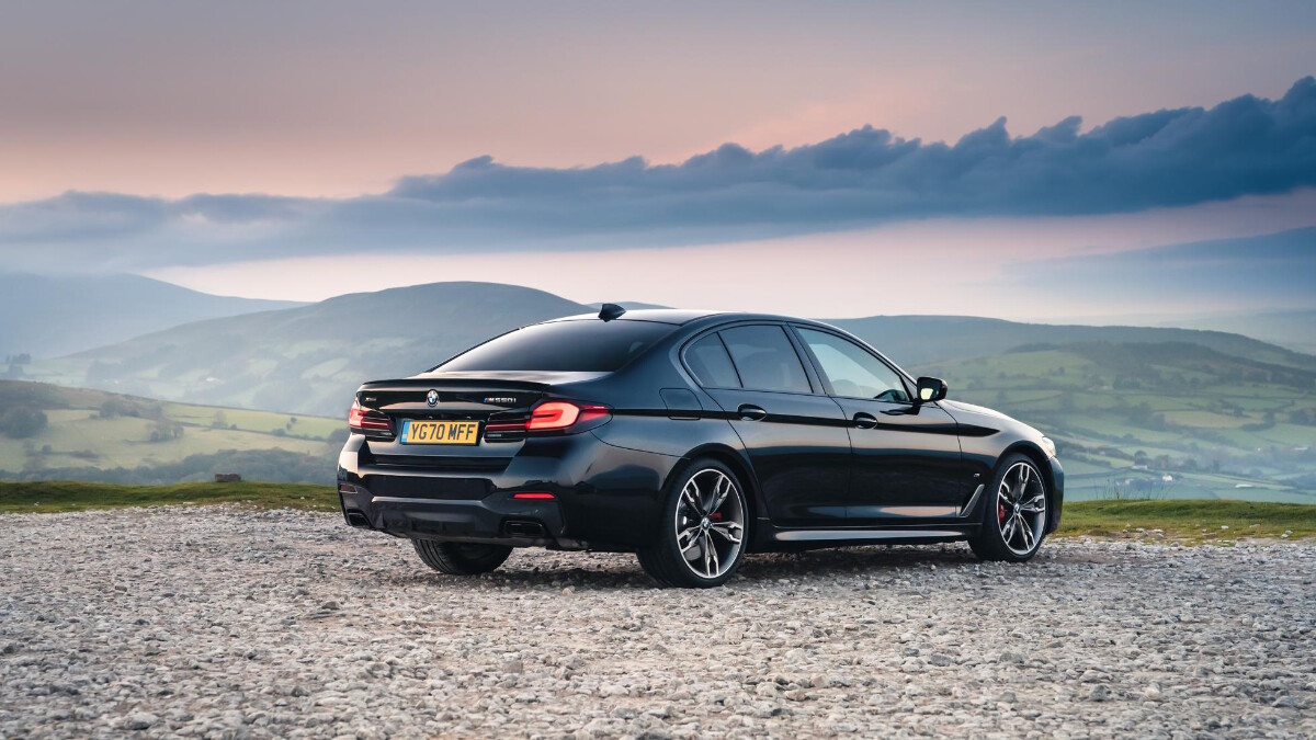 2020 BMW 5-Series: Review, Price, Photos, Features, Specs