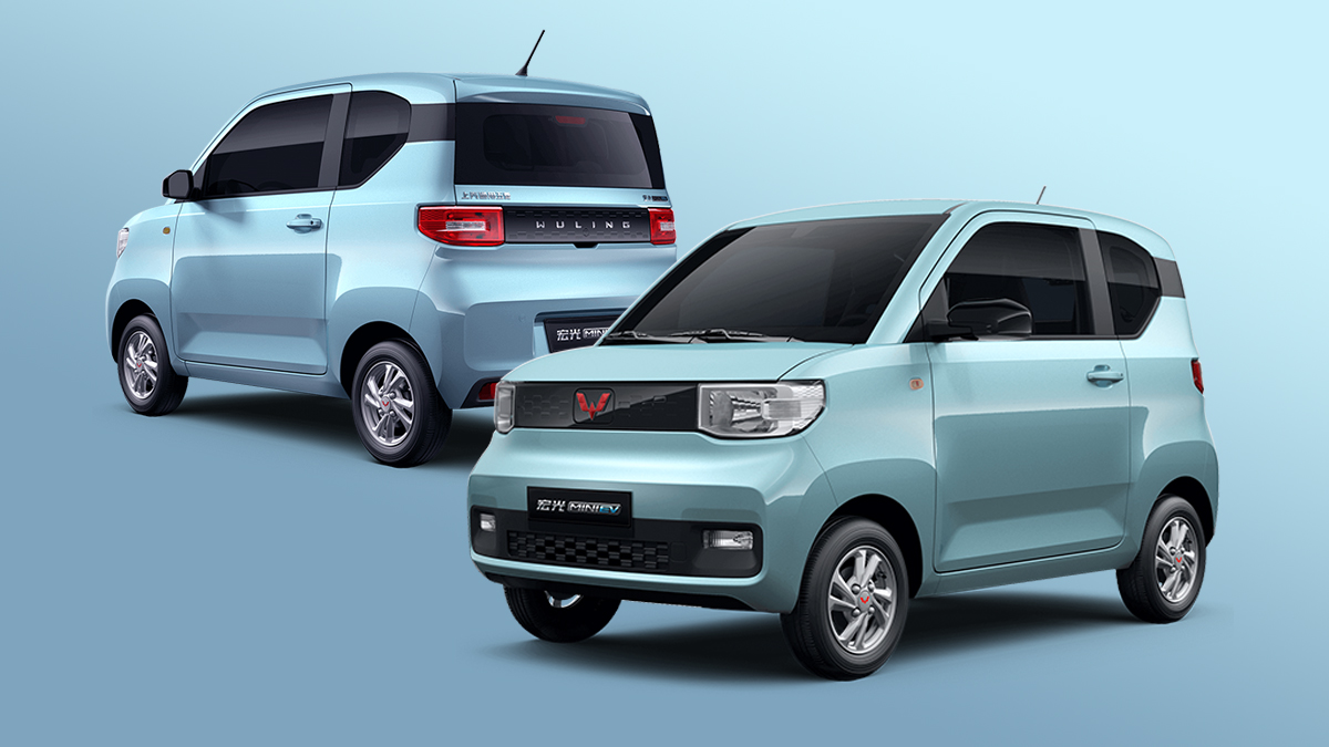 The Wuling Hong Guang Mini in two colors