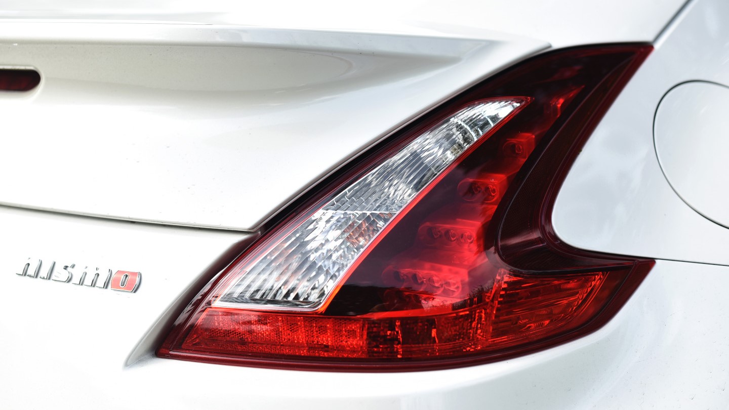 Nissan 370z Nismo 2021 tail light close up