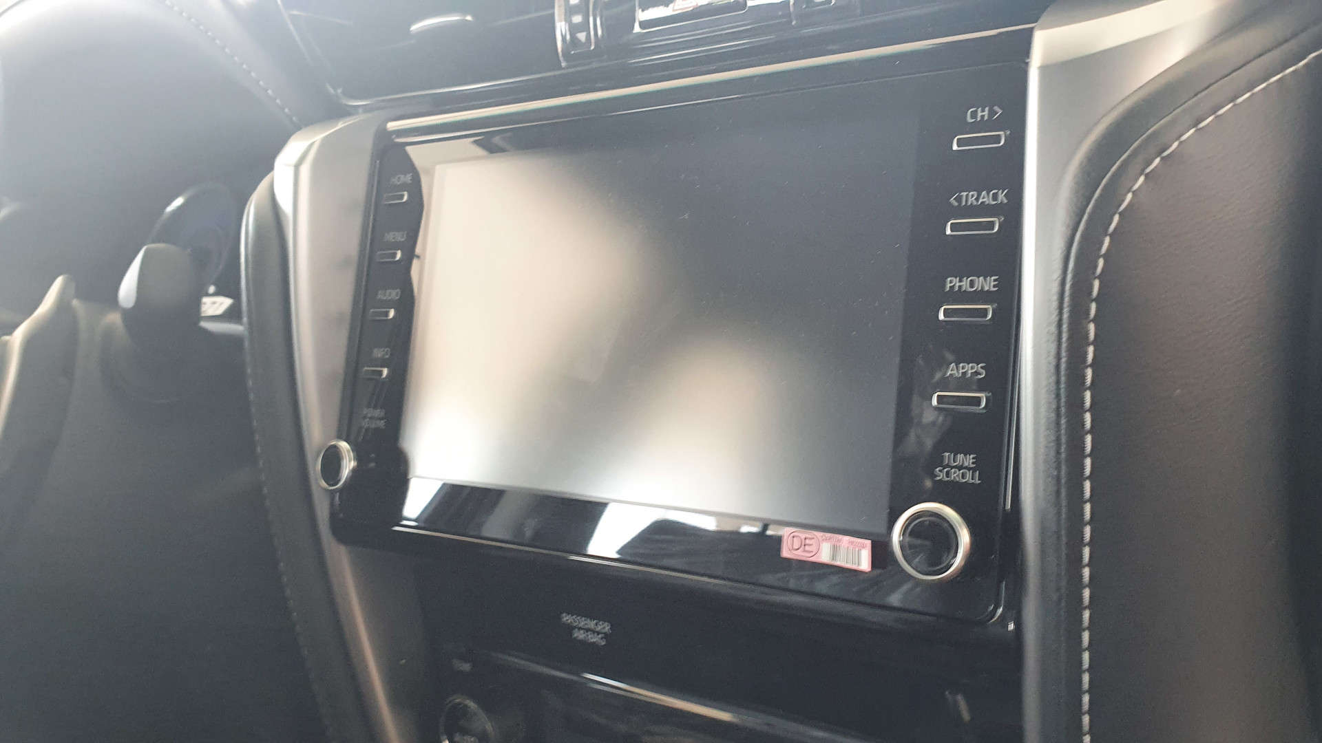 Toyota Fortuner Q 2021 variant infotainment system