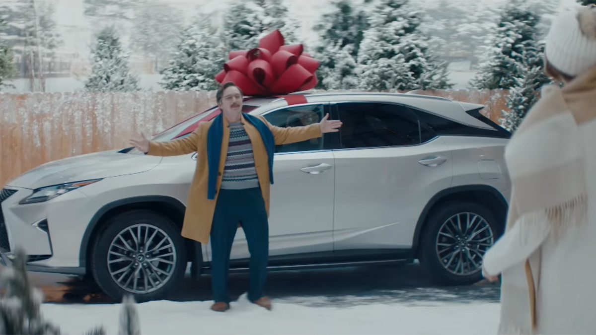 SNL shows surprising your family with a new car is a bad idea