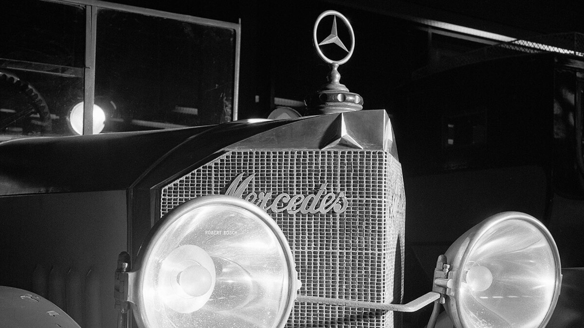 The Mercedes-Benz Badge (1925)