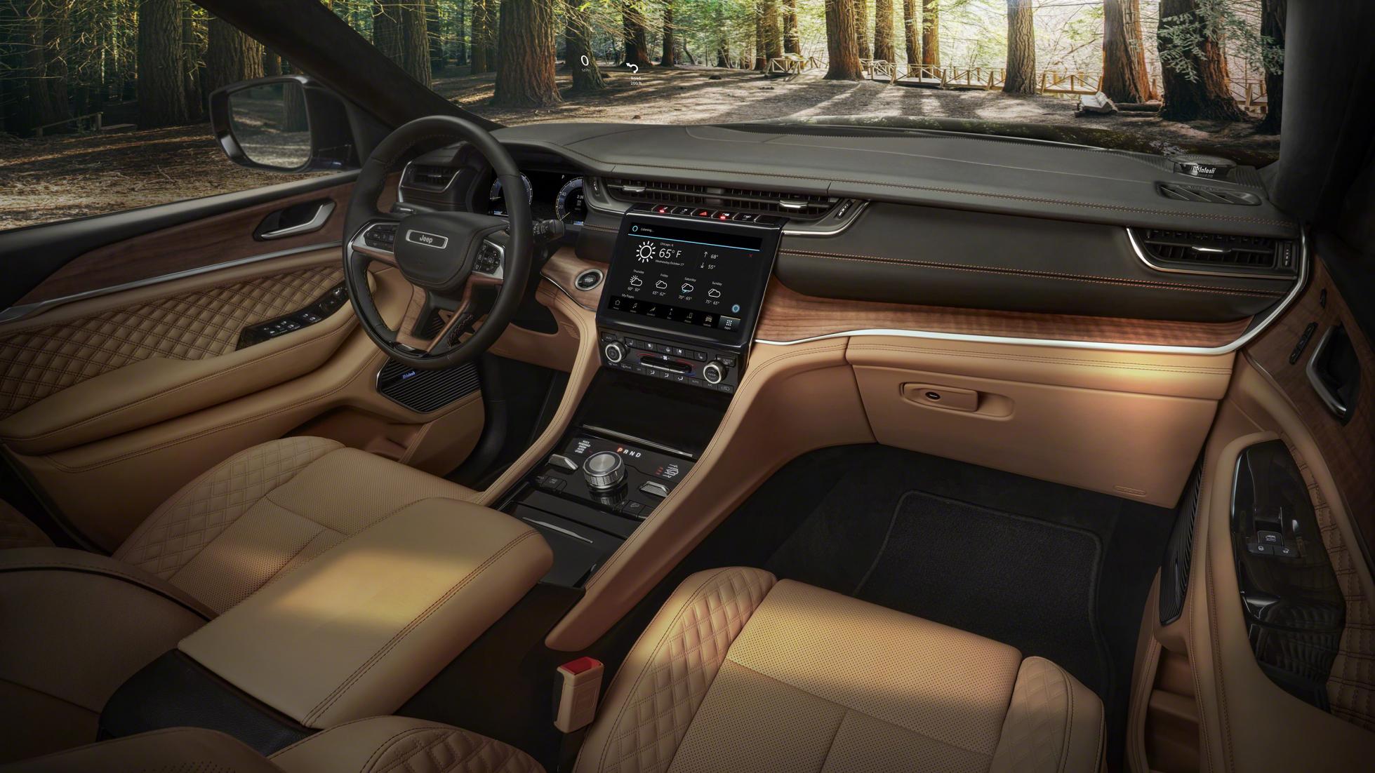 The Jeep Grand Cherokee L interior