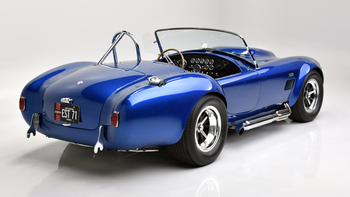 AC Cobra 427