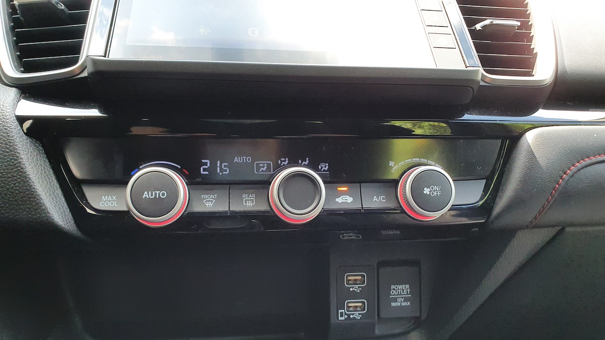The 2021 Honda City dashboard controls