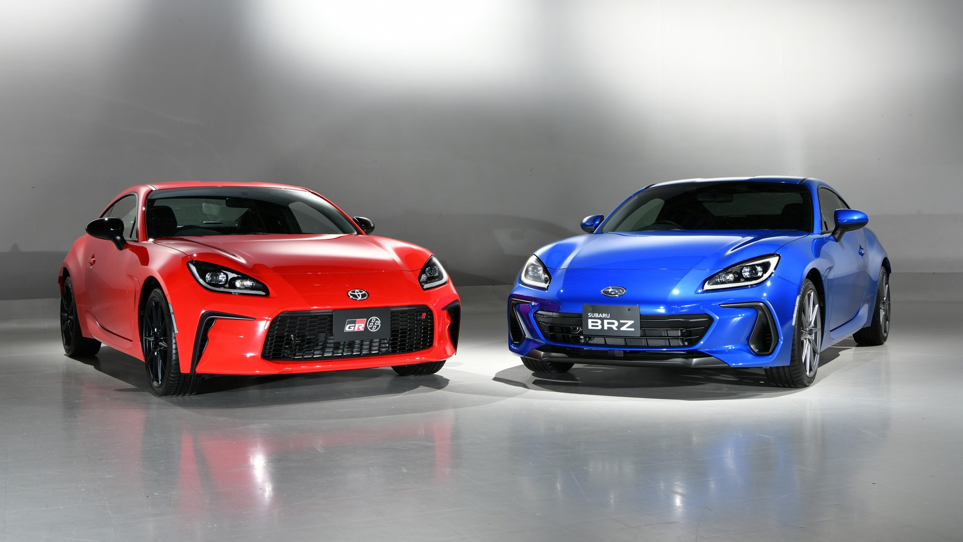 The Toyota 86 in Red and Blue