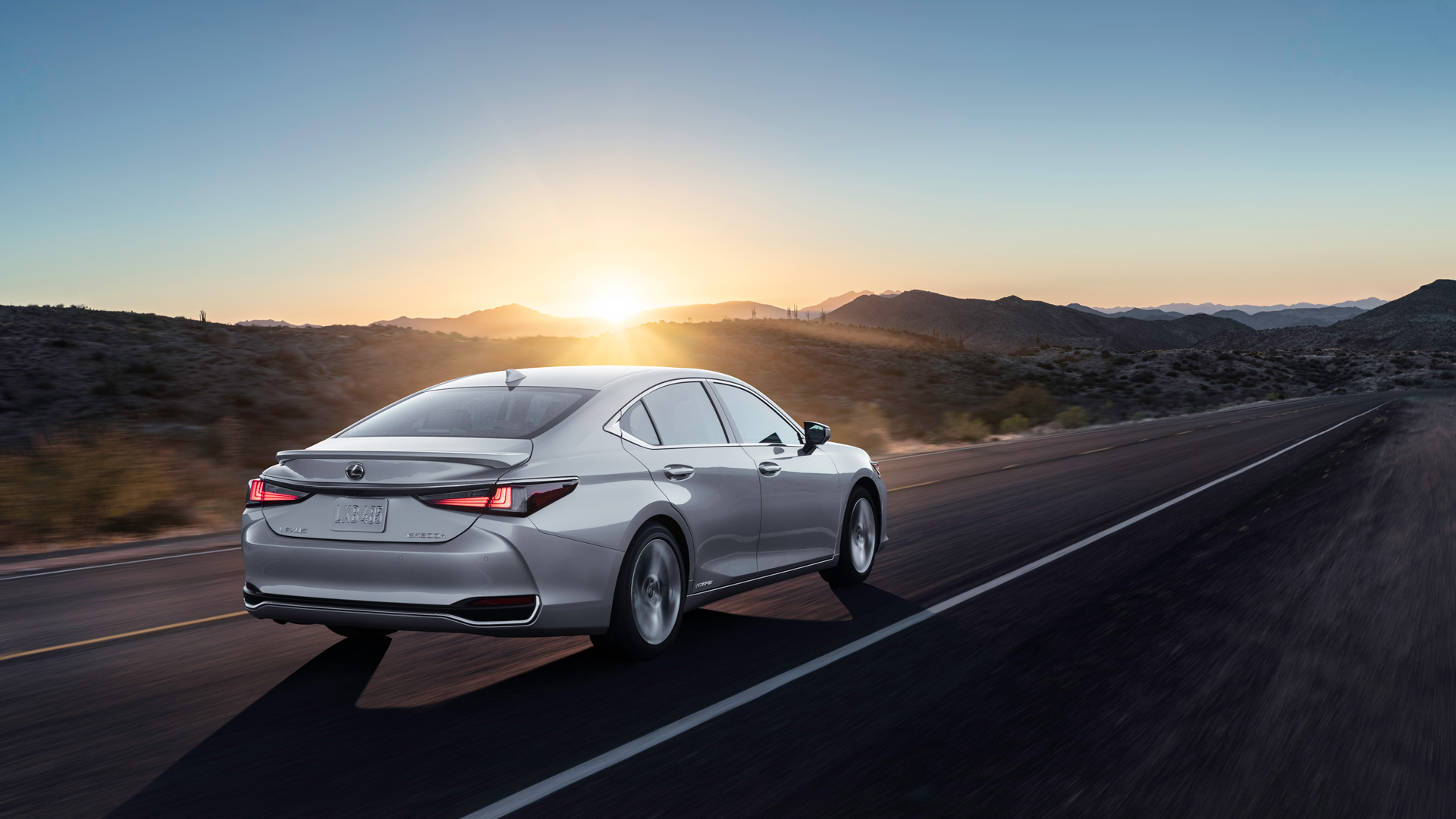 The Lexus ES On the Road - Rear view