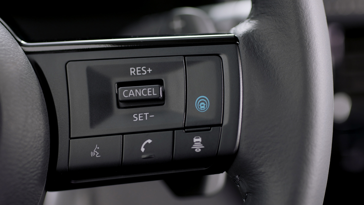The New Nissan X-Trail Steering Wheel Controls Close Up