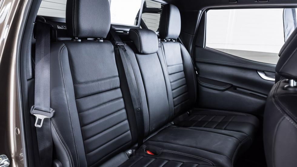 Rear passenger seats of the Mercedes-Benz X-Class Pickup truck