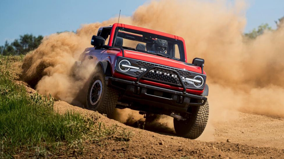 2021 Ford Bronco: Review, Price, Photos, Features, Specs