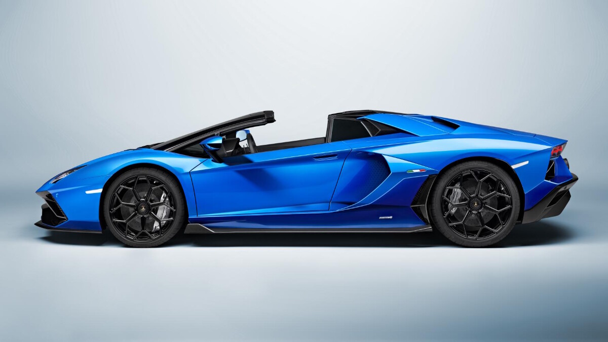 2022 Lamborghini Aventador Ultimae: Specs, Features, Photos