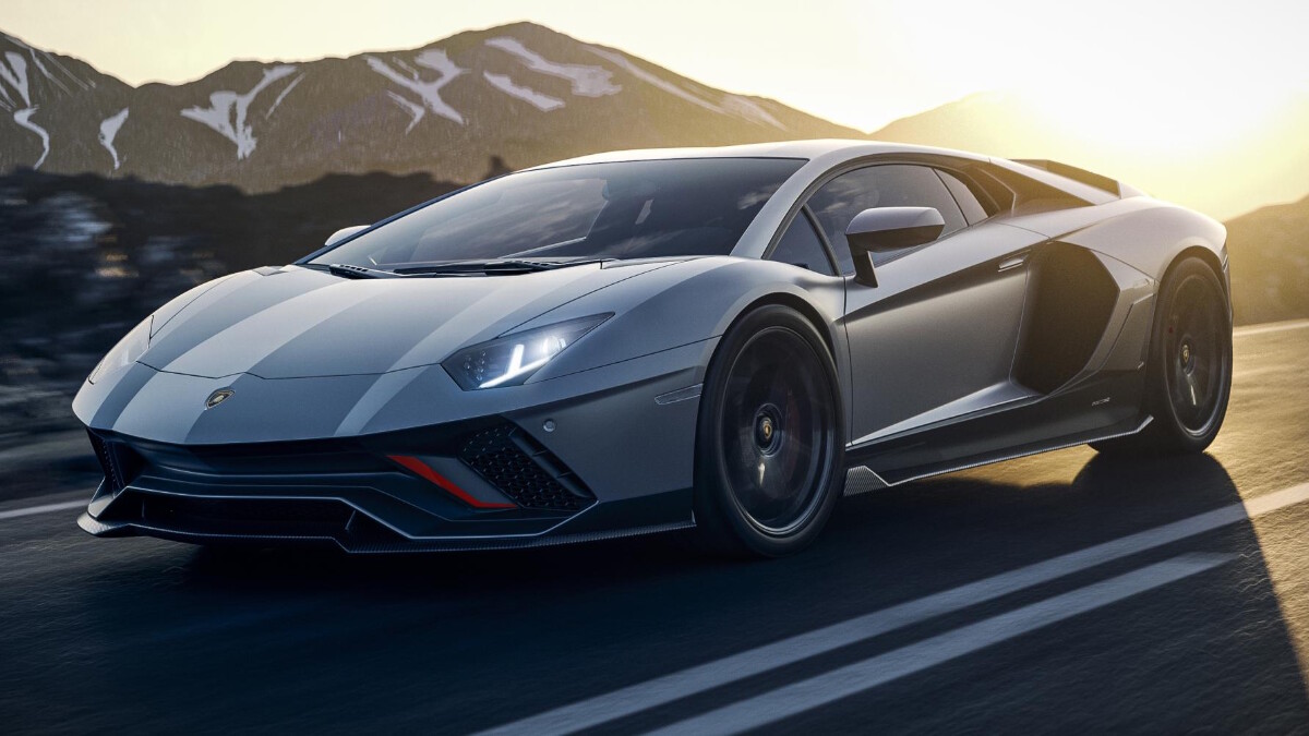 2022 Lamborghini Aventador Ultimae: Specs, Features, Photos