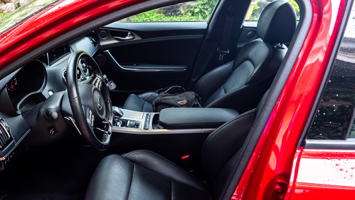 Kia Stinger GT 2020 interior seats